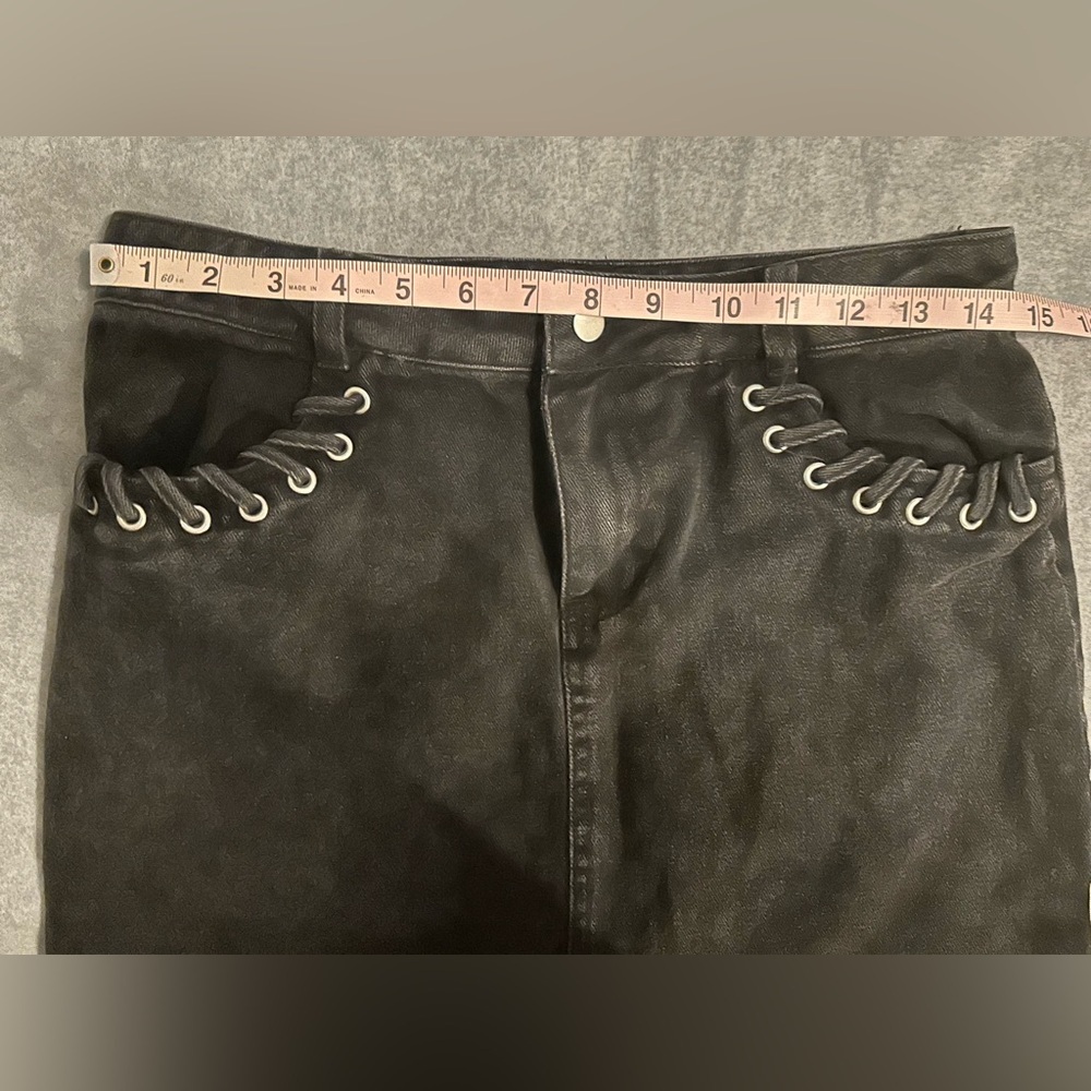 Honey Punch black denim mini skirt size M - Picture 5 of 6